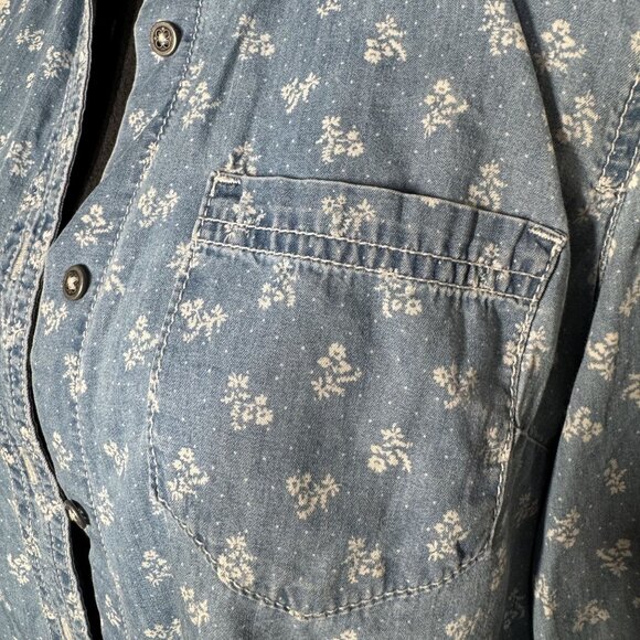 Holding Horses Light Blue Floral Button-Up Womens Cotton Shirt Small - Picture 3 of 6